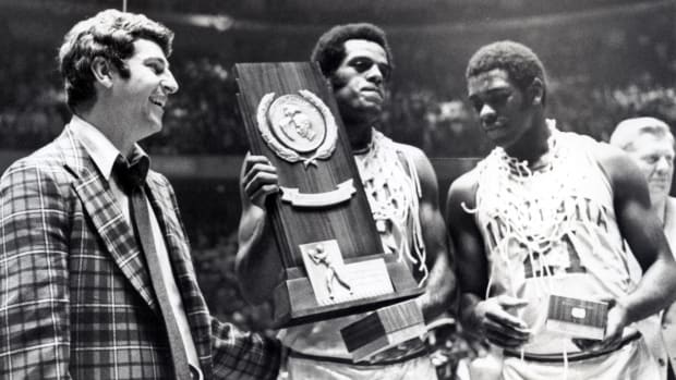 Indiana1976TitleBobKnightScottMayQuinnBuckner